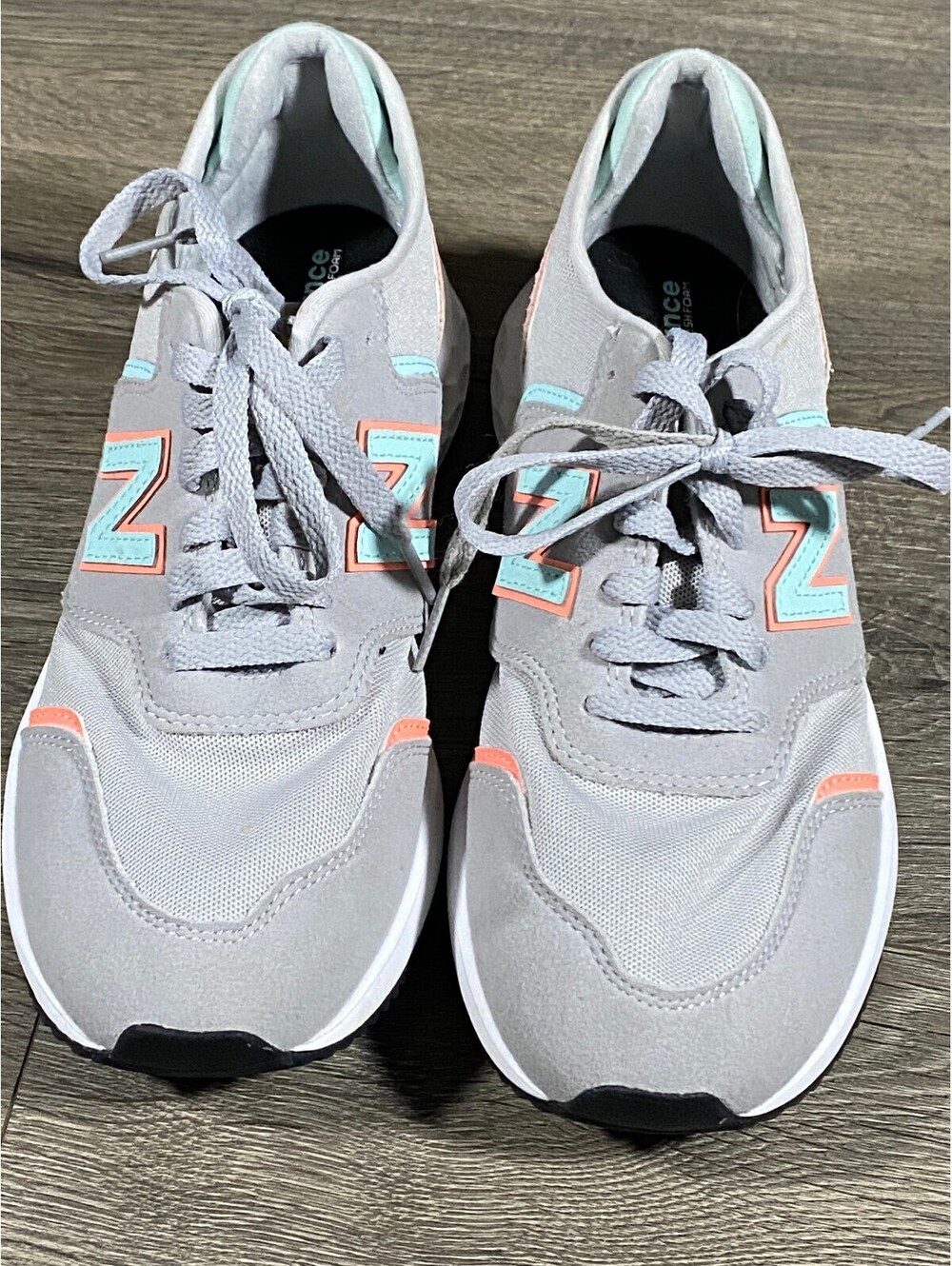 New Balance X-70 Fresh Foam Girls Size 5 Gray Mint Coral Sneakers GSX70GH1